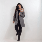 ⁦معطف حريمي جوخ بياقة فرو⁩ - الصورة ⁦12⁩